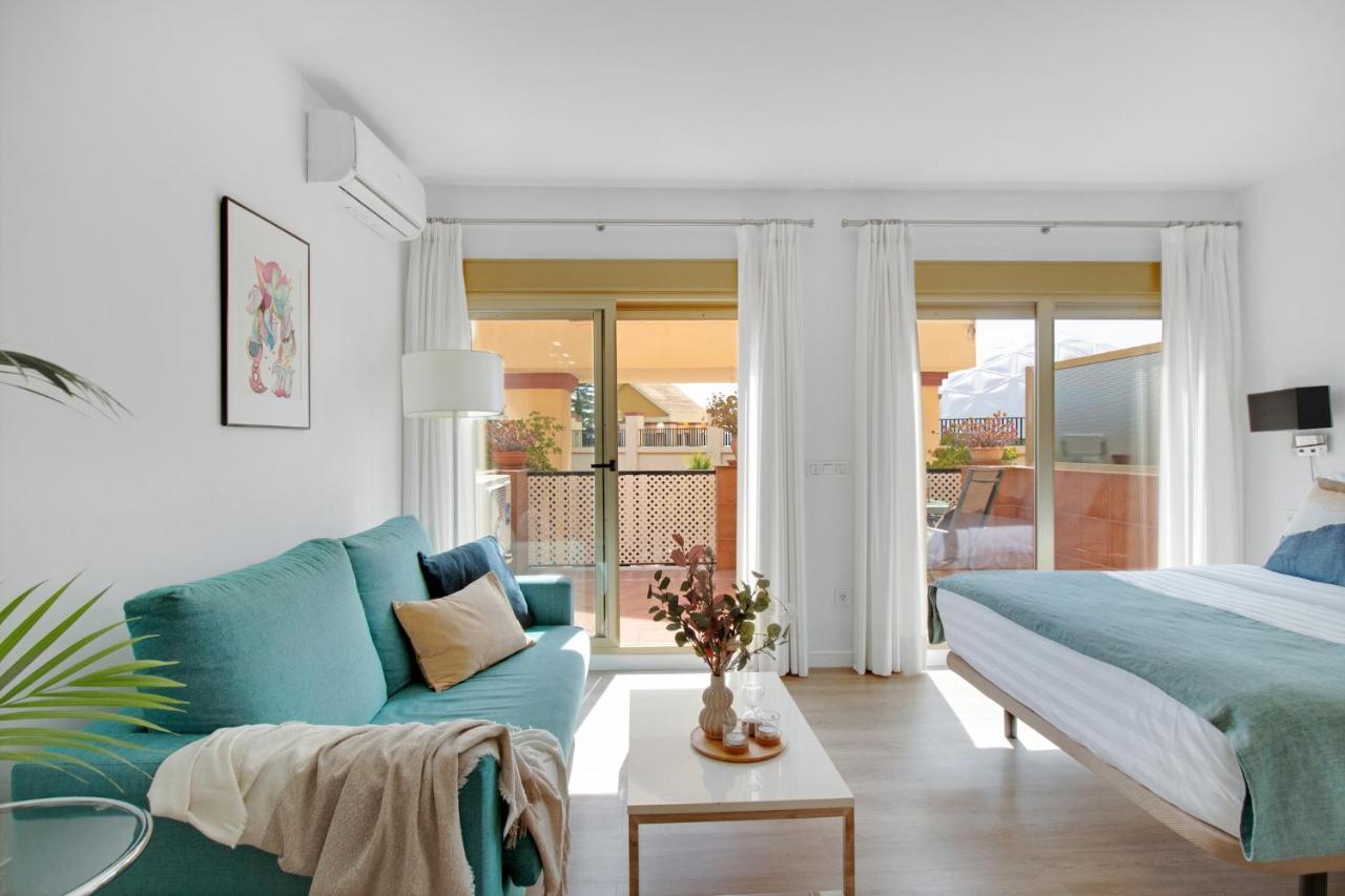 Modern Beach Apartment Romana Playa 723 In Marbella, Elviria Exteriér fotografie