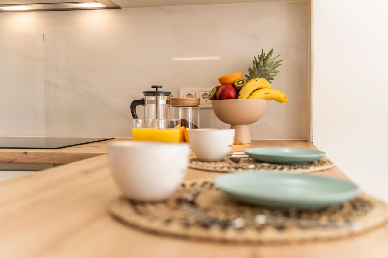 Modern Beach Apartment Romana Playa 723 In Marbella, Elviria Exteriér fotografie