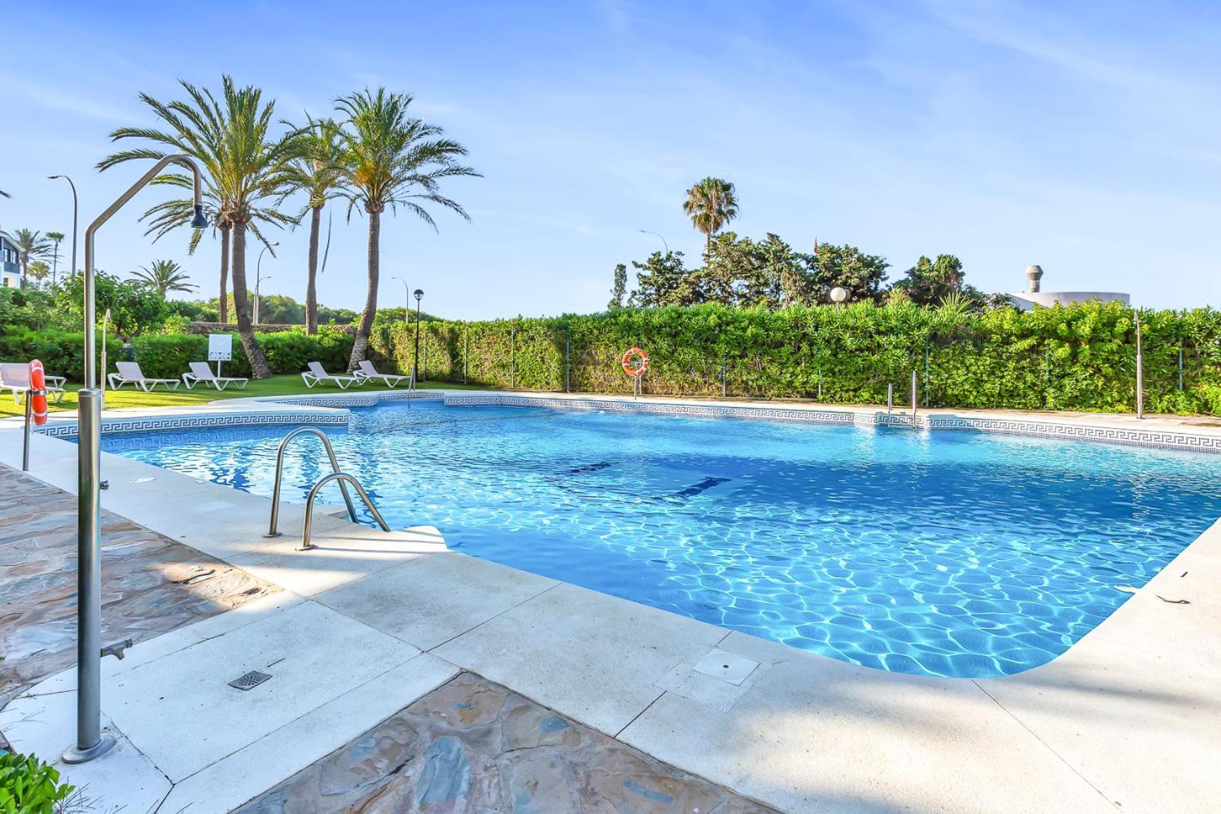 Modern Beach Apartment Romana Playa 723 In Marbella, Elviria Exteriér fotografie